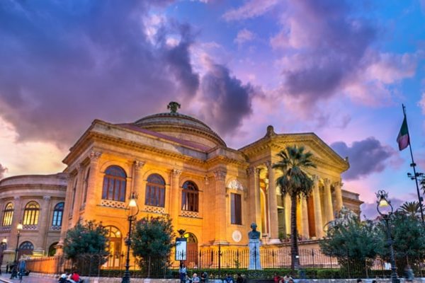 teatro-massimo-39xpb2bj0z3ydr7tnbqvoaa6u2rmsh3xsegmqamr1arlo852i-min